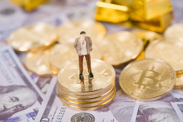 区块链技术赋能基金稳健收益增长：策略与途径深度解析